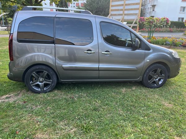Peugeot Partner Tepee II 1.6 HDI 90 LOISIR