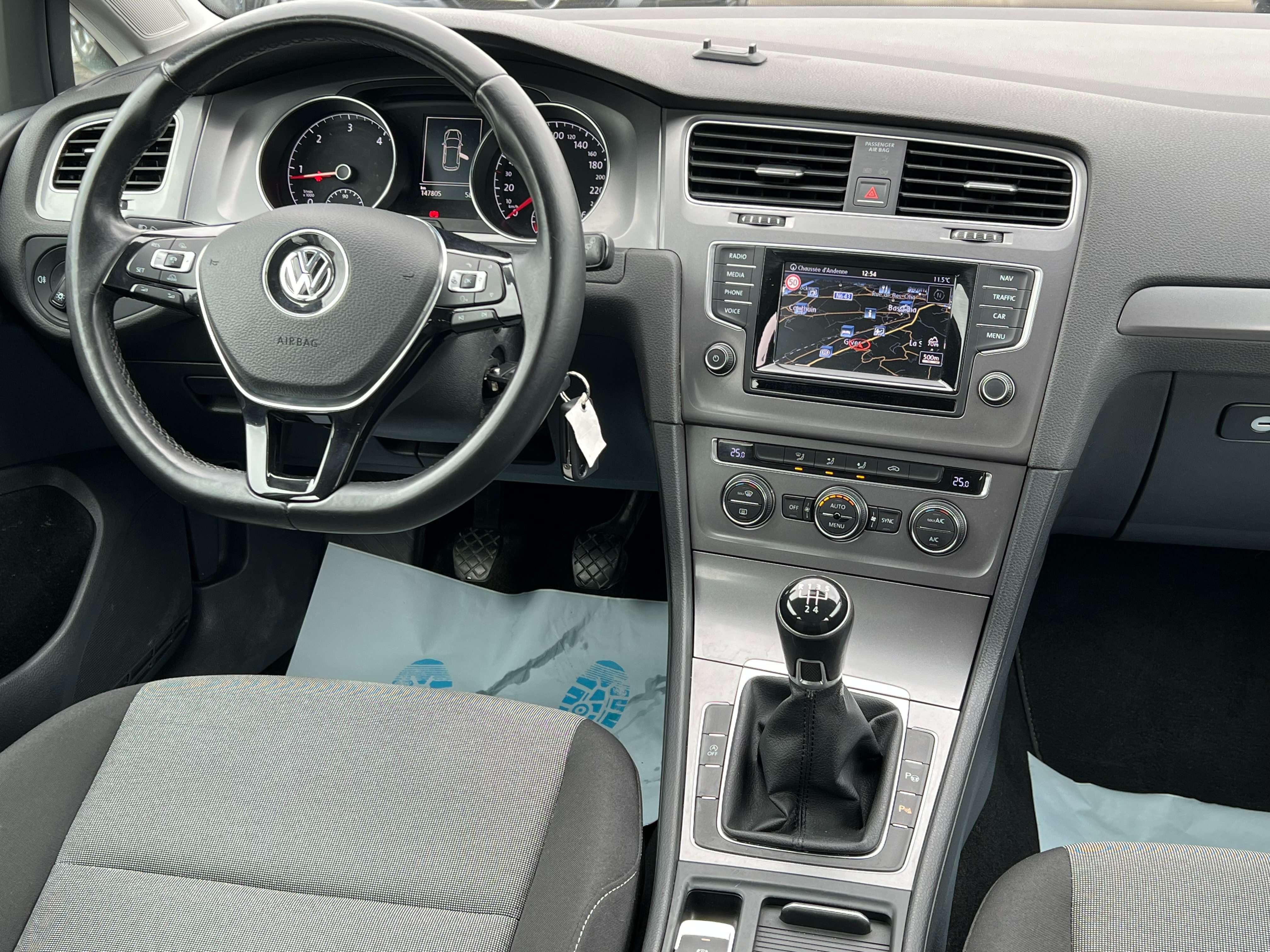 Volkswagen Golf 1.6 CR TDi**Garantie 12 Mois**Gps**Airco**Airco**