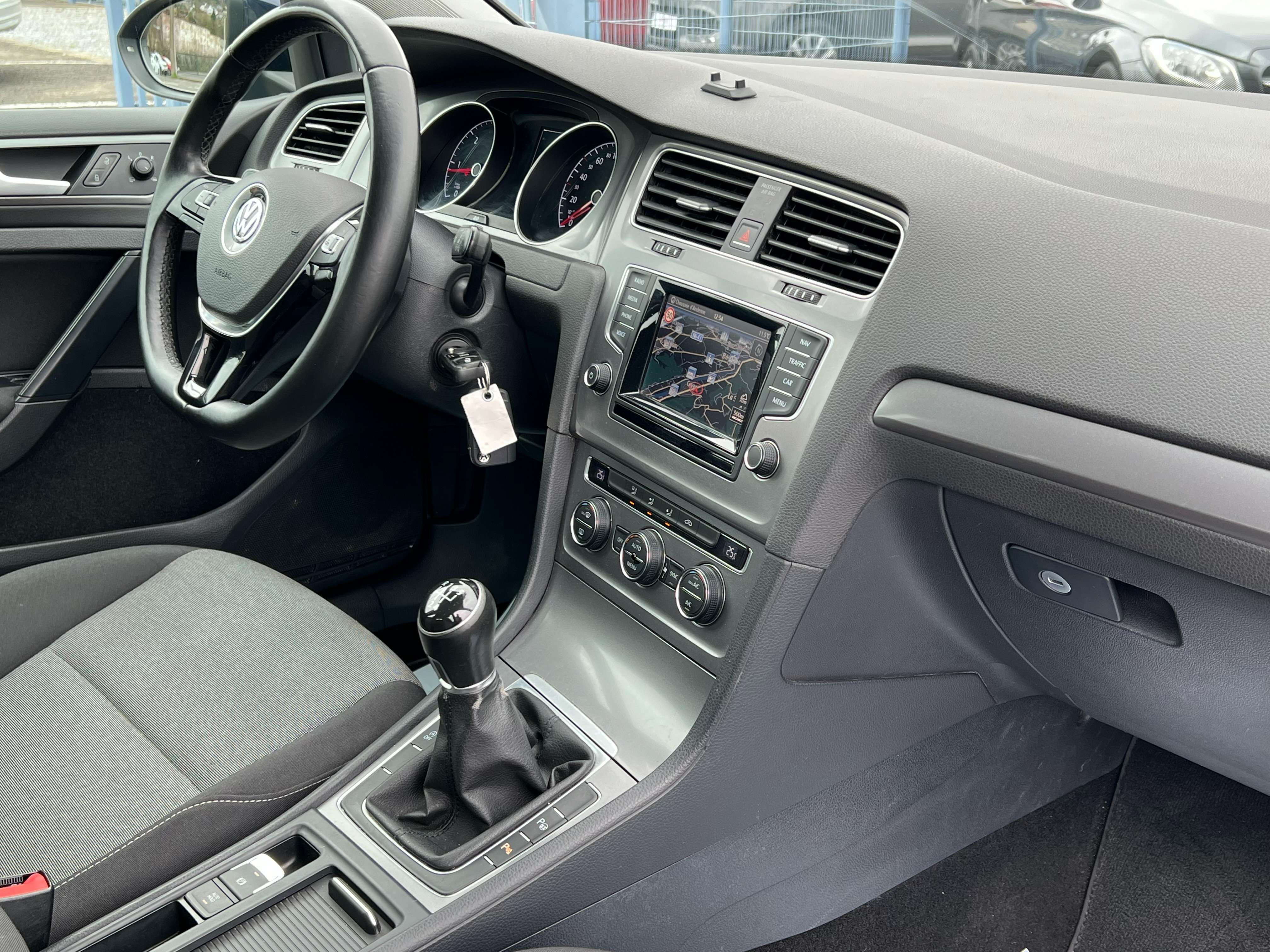 Volkswagen Golf 1.6 CR TDi**Garantie 12 Mois**Gps**Airco**Airco**