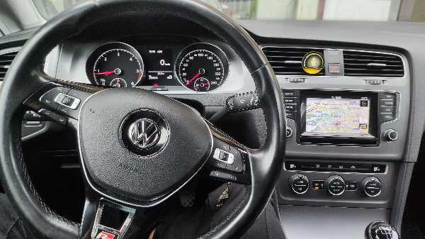 Volkswagen Golf VII SW 1.6 TDI 105 BLUEMOTION TECHNOLOGY TRENDLINE