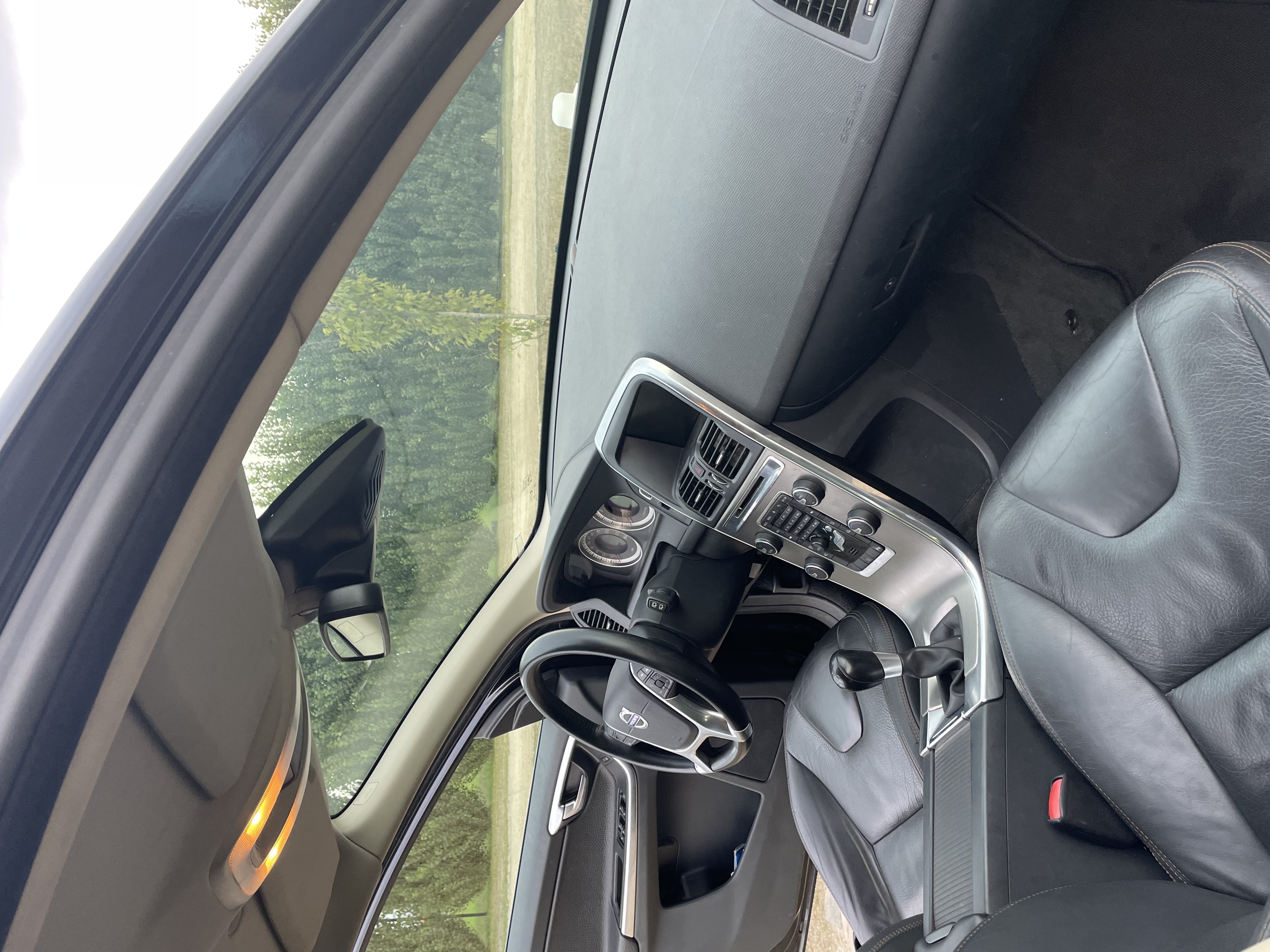 Volvo Xc60 (2) D3 136 KINETIC