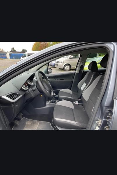 Peugeot 207 (2) 1.4 VTI 95 URBAN MOVE 5P
