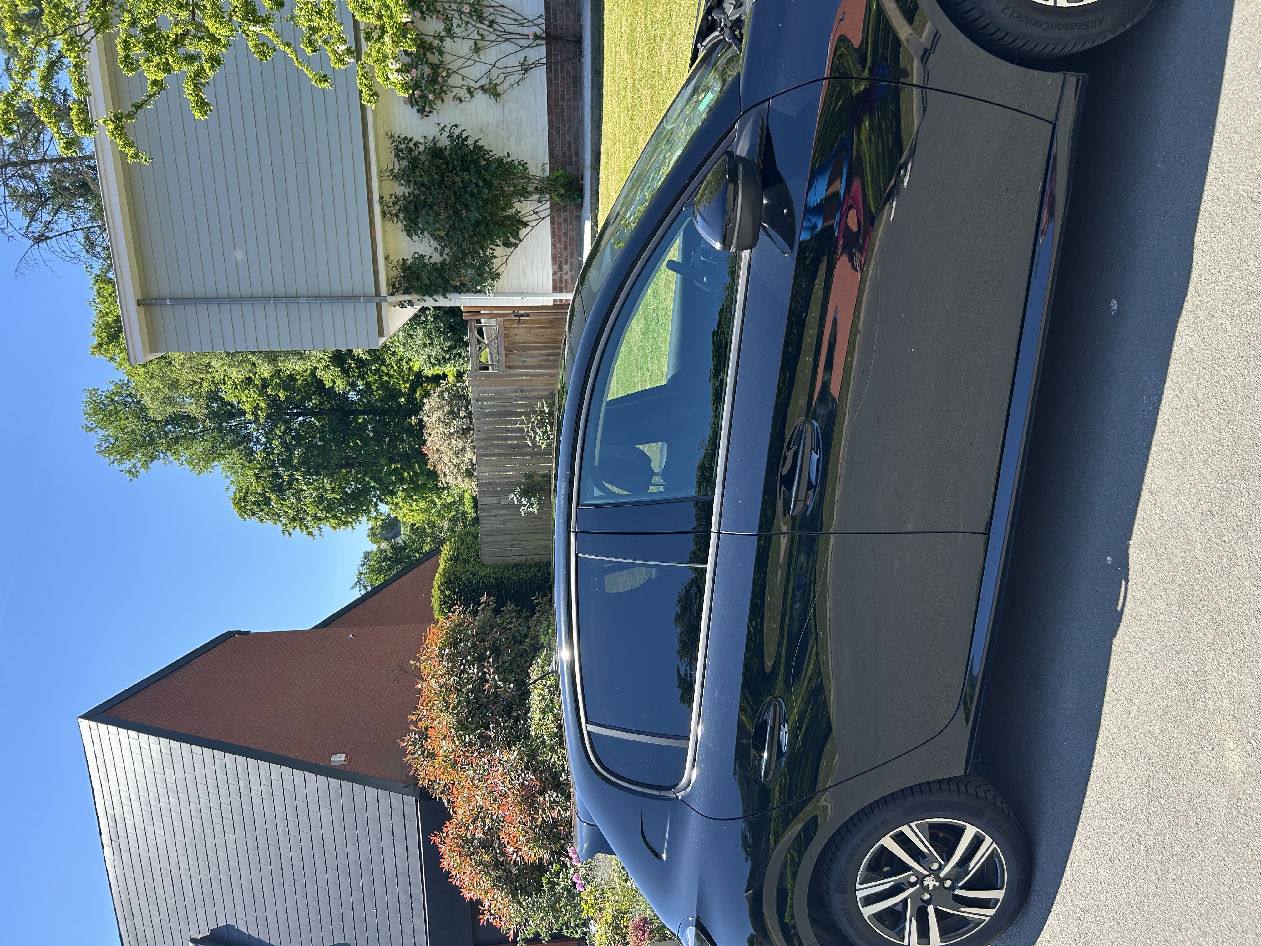 Peugeot 208 II 1.2 PURETECH 100 S&amp;S ALLURE EAT8