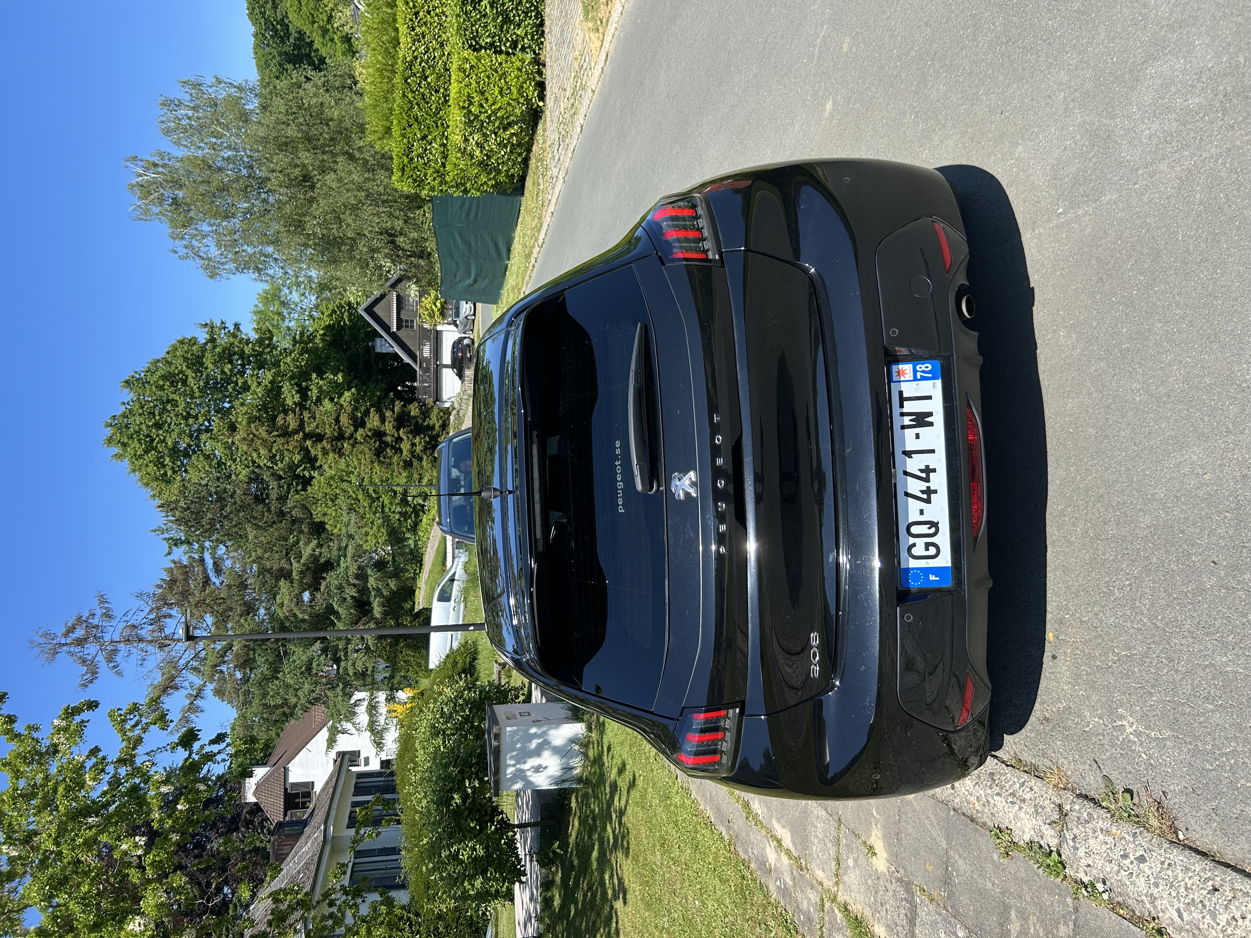 Peugeot 208 II 1.2 PURETECH 100 S&amp;S ALLURE EAT8