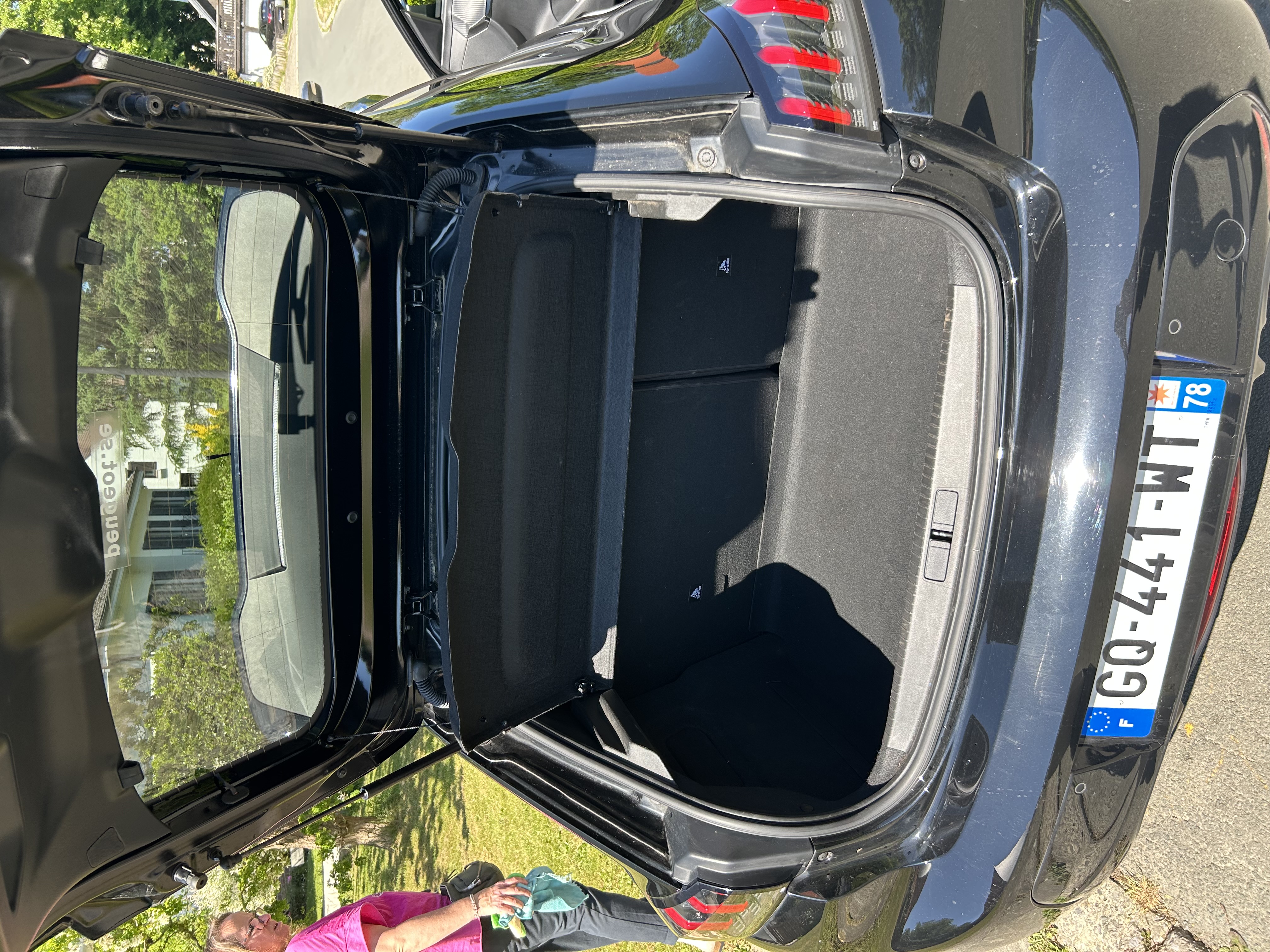 Peugeot 208 II 1.2 PURETECH 100 S&amp;S ALLURE EAT8