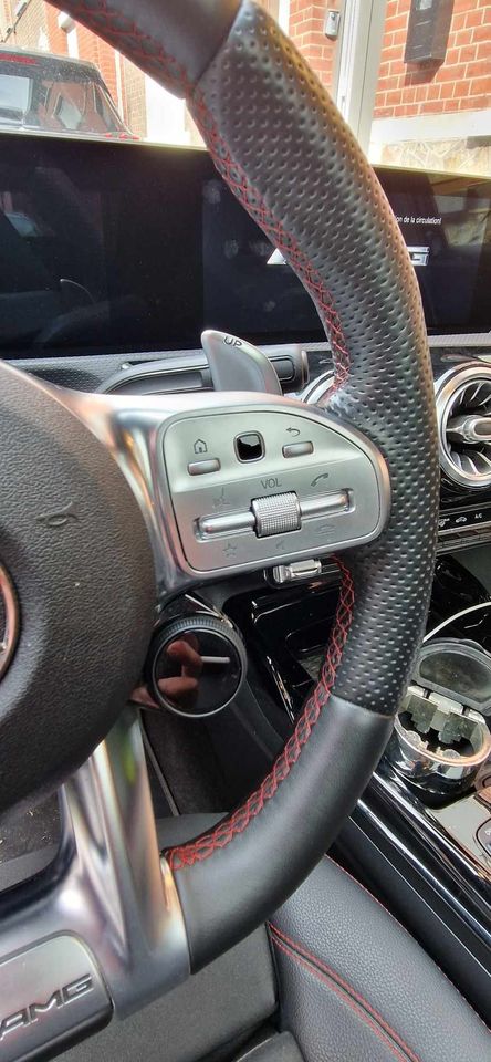Mercedes-Benz Classe A IV 35 AMG 4MATIC