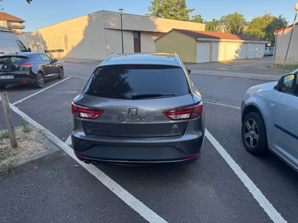 Seat Leon III (2) ST 2.0 TDI 184 S&amp;S FR DSG