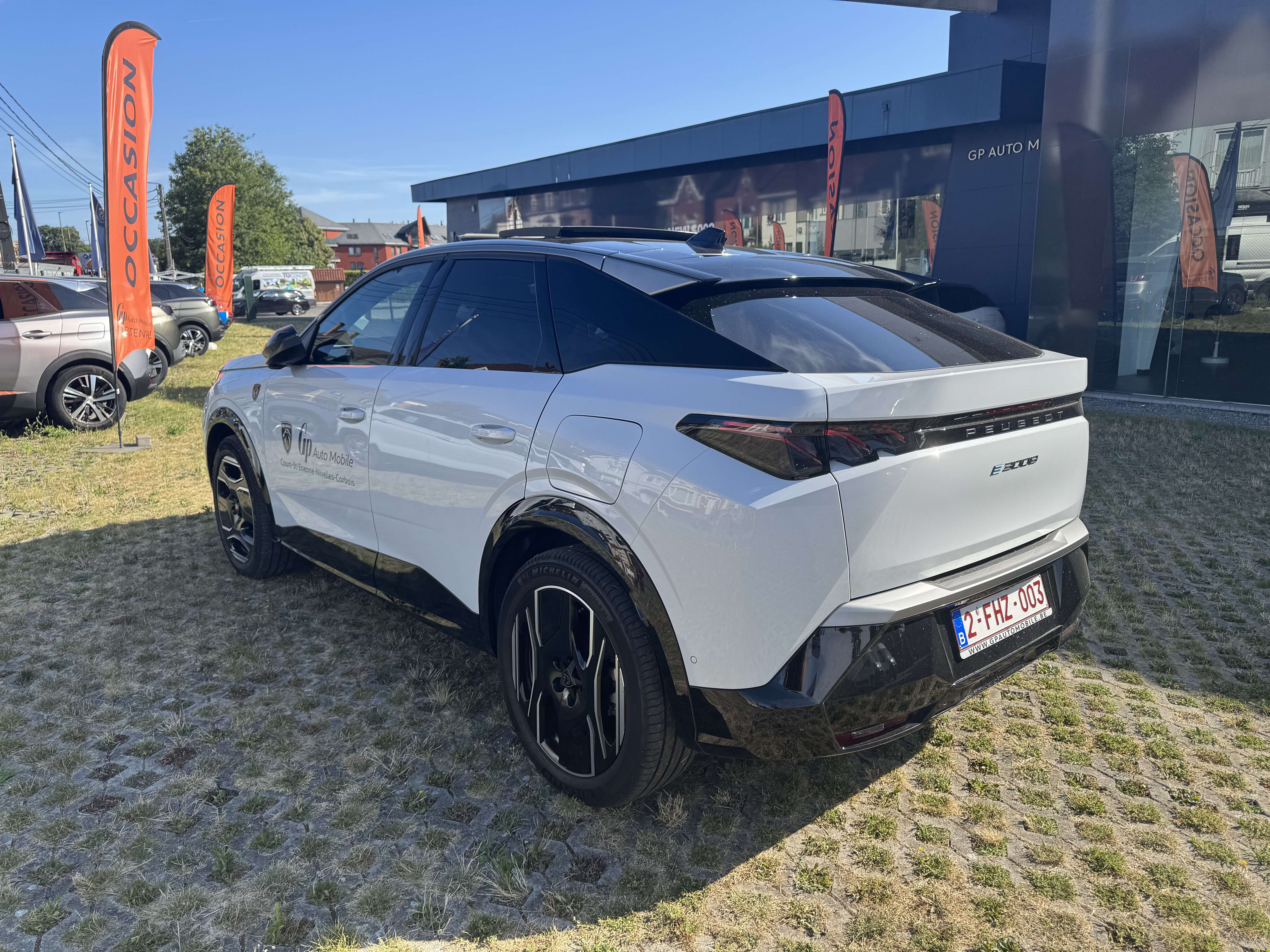 Peugeot 3008 e-3008 73 kWh GT