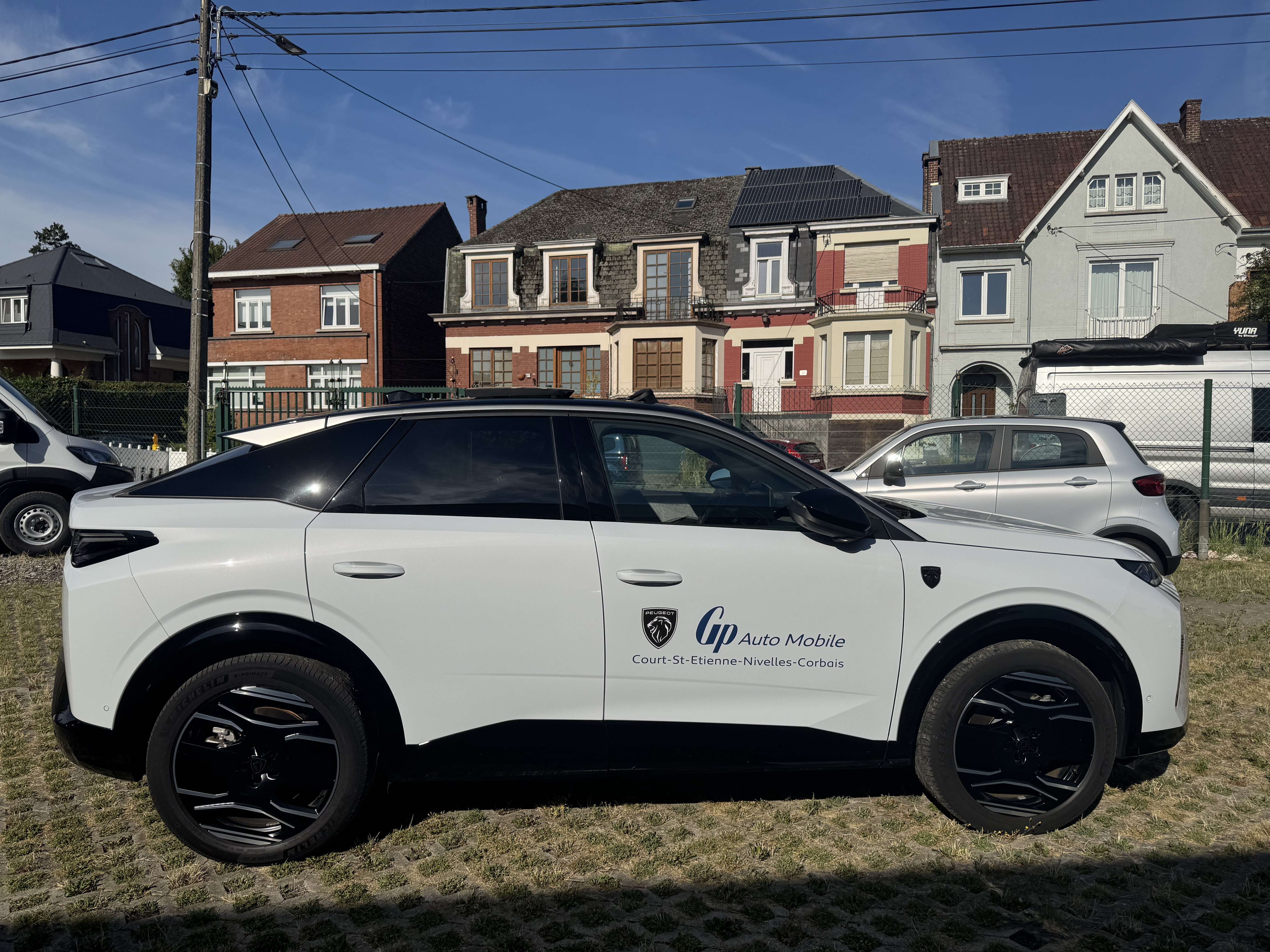 Peugeot 3008 e-3008 73 kWh GT