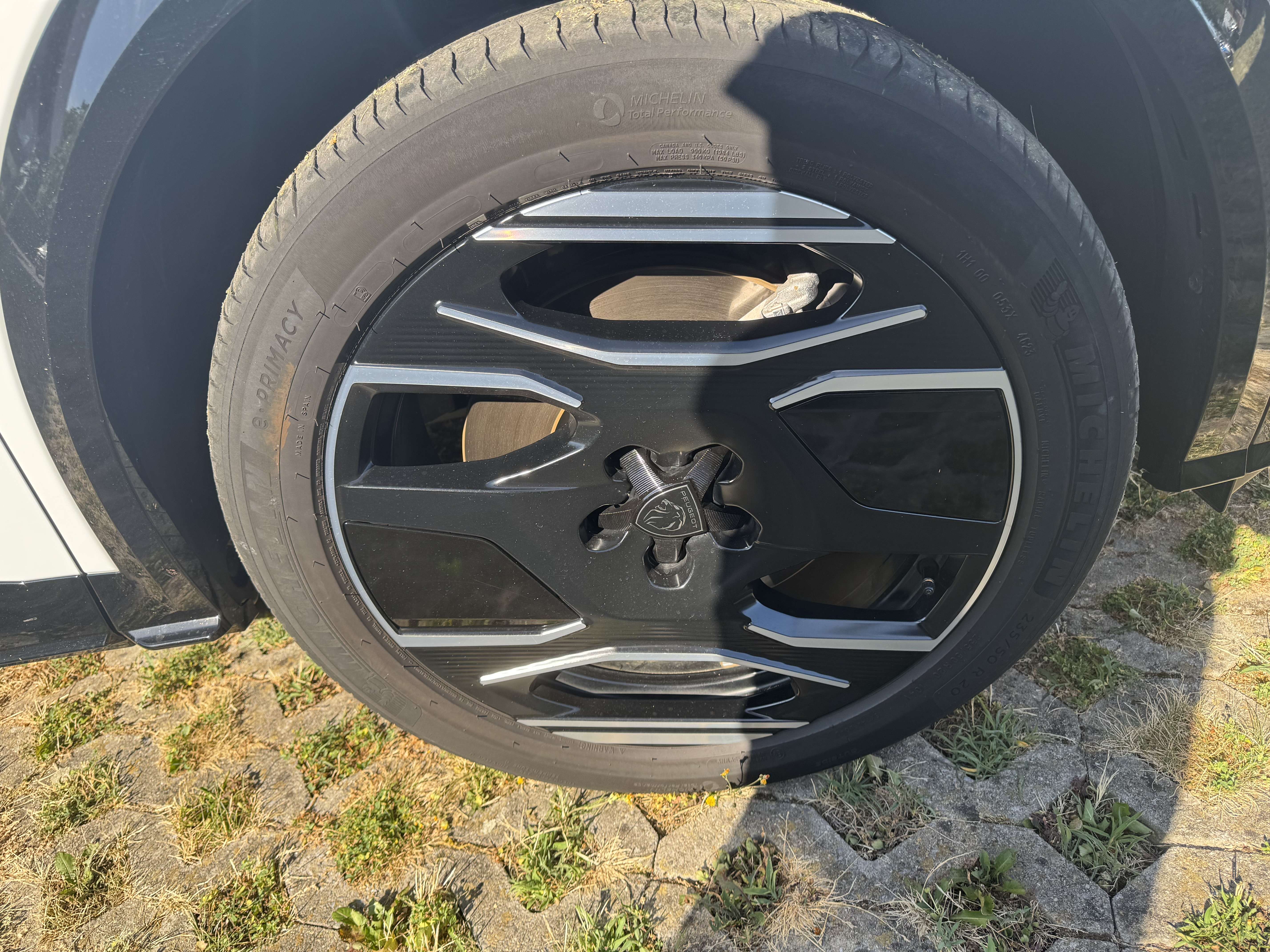 Peugeot 3008 e-3008 73 kWh GT