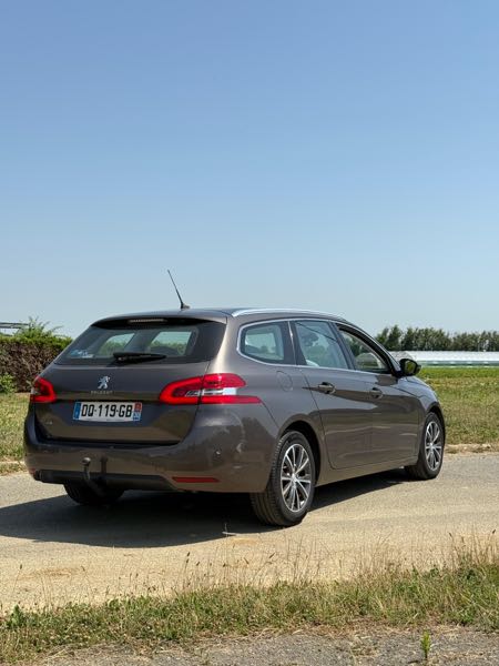 Peugeot 308 II (2) SW 1.2 PURETECH 130 S&amp;S ALLURE PACK