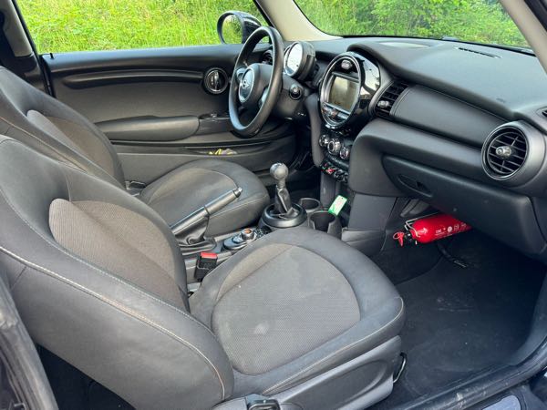 Mini Mini III 1.5 95 ONE D BUSINESS DESIGN