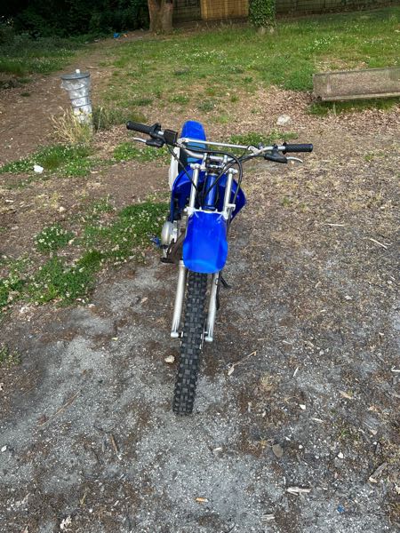 YAMAHA TT R