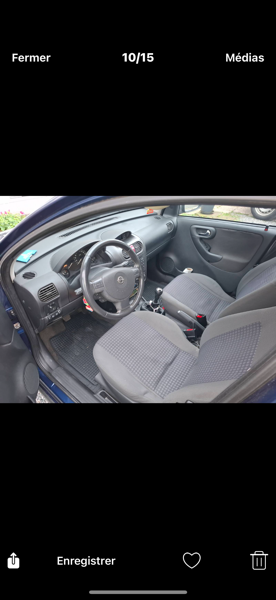 Opel Corsa véhicule très propre non fumeur
