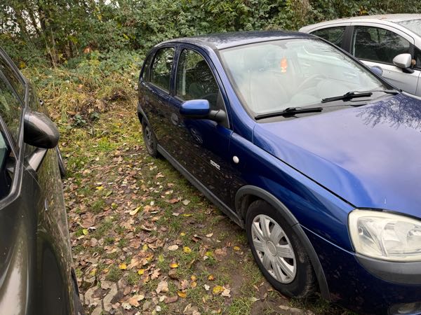 Opel Corsa véhicule très propre non fumeur