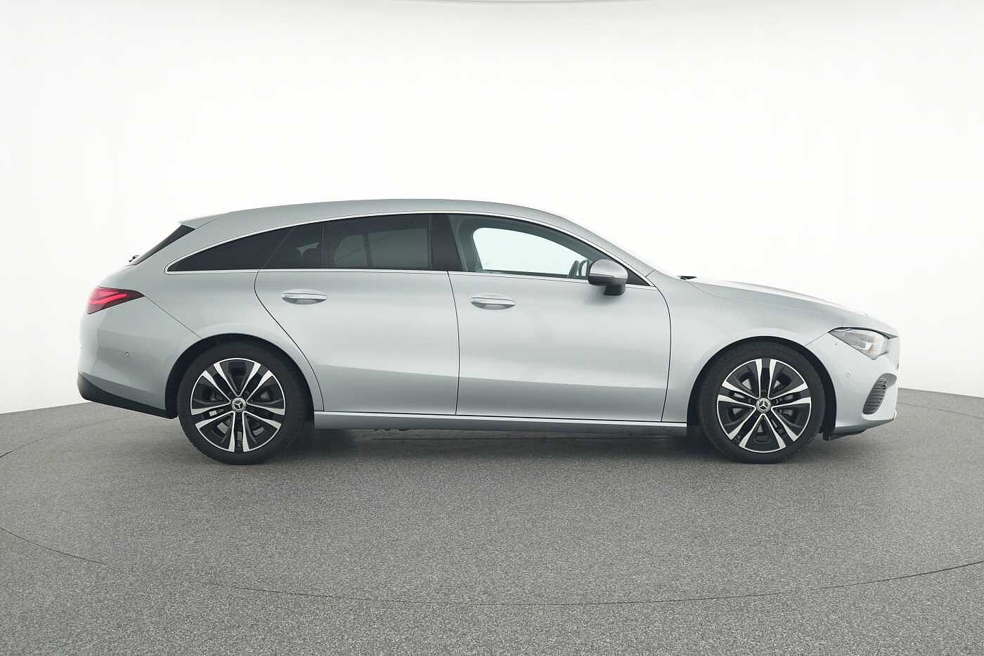 Mercedes-Benz CLA 180  d Shooting Brake