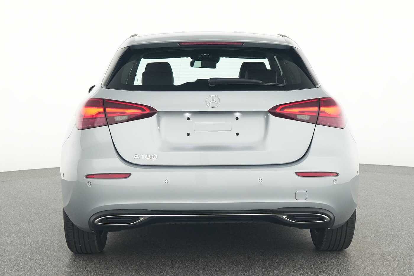 Mercedes-Benz A 180  ...