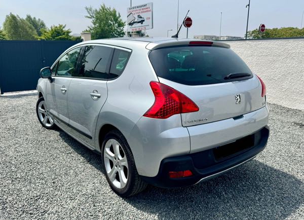 Peugeot 3008 1.6 HDI 112 FAP FELINE BVM6