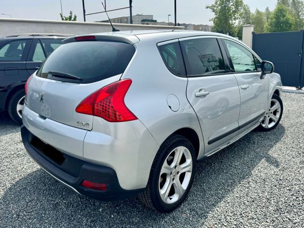 Peugeot 3008 1.6 HDI 112 FAP FELINE BVM6
