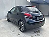 Peugeot 208 1.2 ESSENCE 82 CH SIGNATURE/CLIM/JA/APPLE CAR PLAY thumbnail