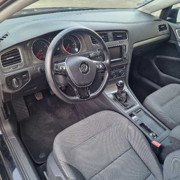 Volkswagen Golf VII 1.2 TSI 105 BLUEMOTION TECHNOLOGY CARAT 5P