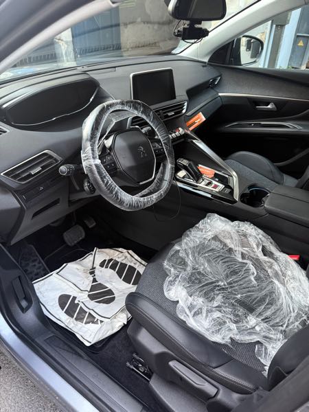 Peugeot 3008 II 1.5 BLUEHDI 130 S&amp;S 7CV ALLURE BUSINESS EAT8