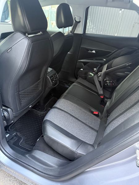 Peugeot 3008 II 1.5 BLUEHDI 130 S&amp;S 7CV ALLURE BUSINESS EAT8