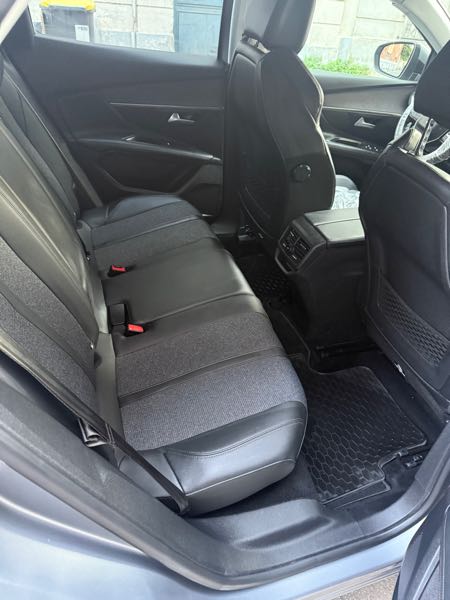 Peugeot 3008 II 1.5 BLUEHDI 130 S&amp;S 7CV ALLURE BUSINESS EAT8