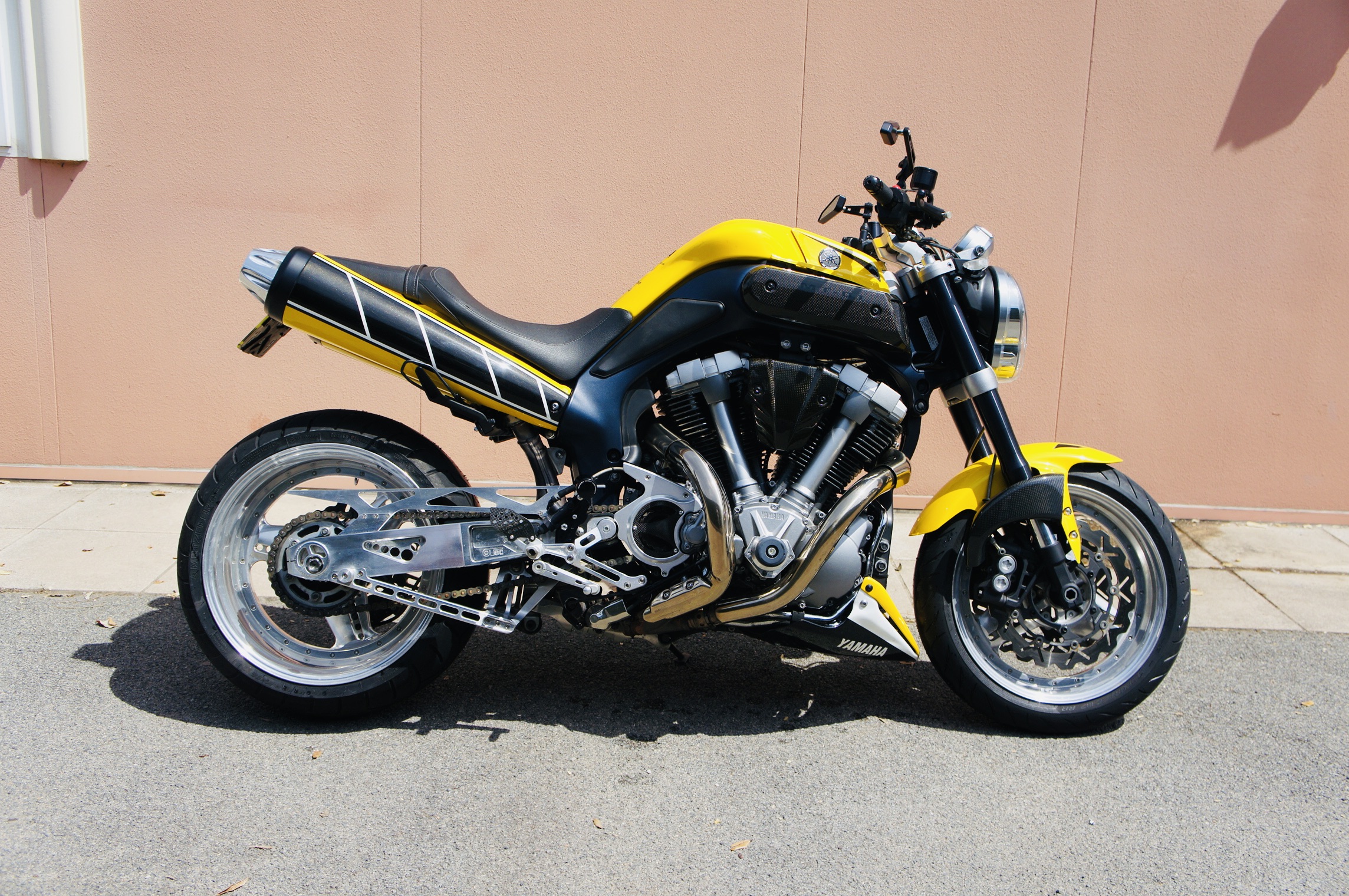 YAMAHA MT-01 SP OTEC PACK CARBONE 1700 CM3