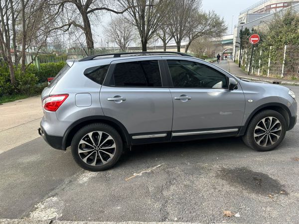 Nissan Qashqai II 1.5 DCI 110 CONNECT EDITION