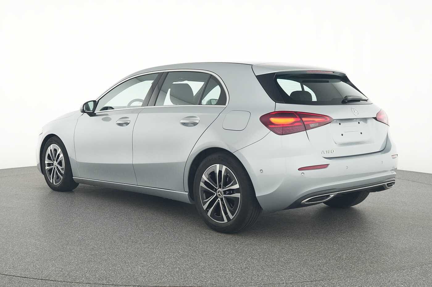 Mercedes-Benz A 180  Business Line