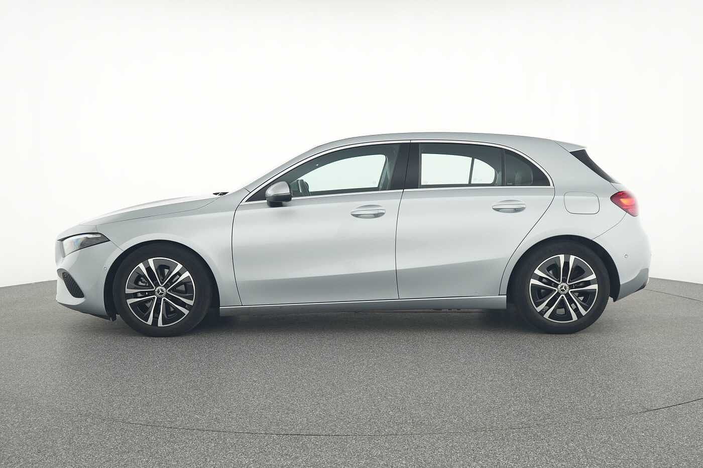 Mercedes-Benz A 180  Business Line