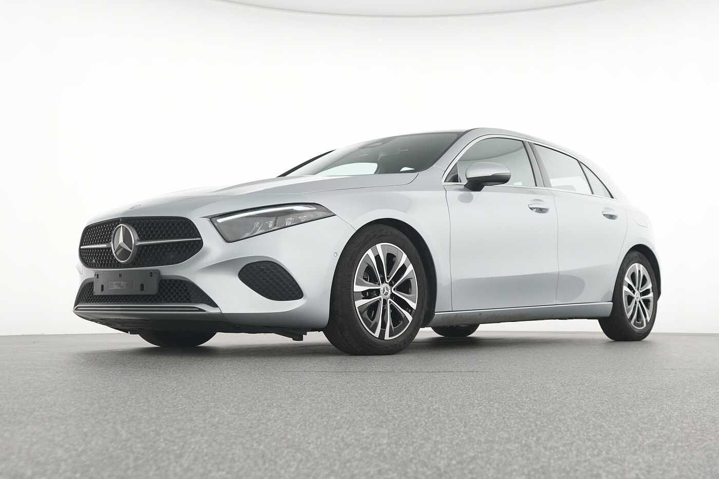 Mercedes-Benz A 180  Business Line