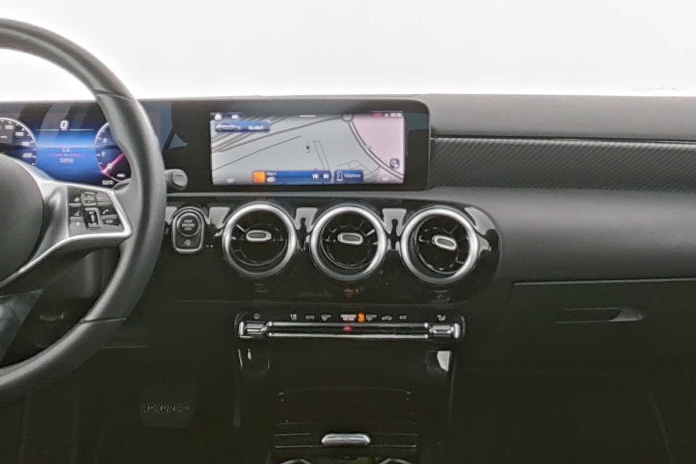 Mercedes-Benz A 180  Business Line