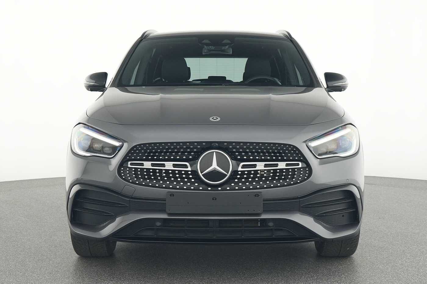 Mercedes-Benz GLA 250  e AMG Line
