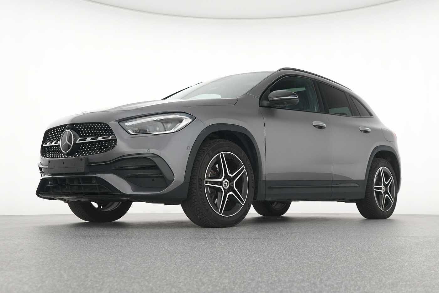 Mercedes-Benz GLA 250  e AMG Line