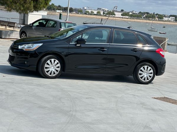 Citroen C4 1.6 HDI 110 BY LOEB