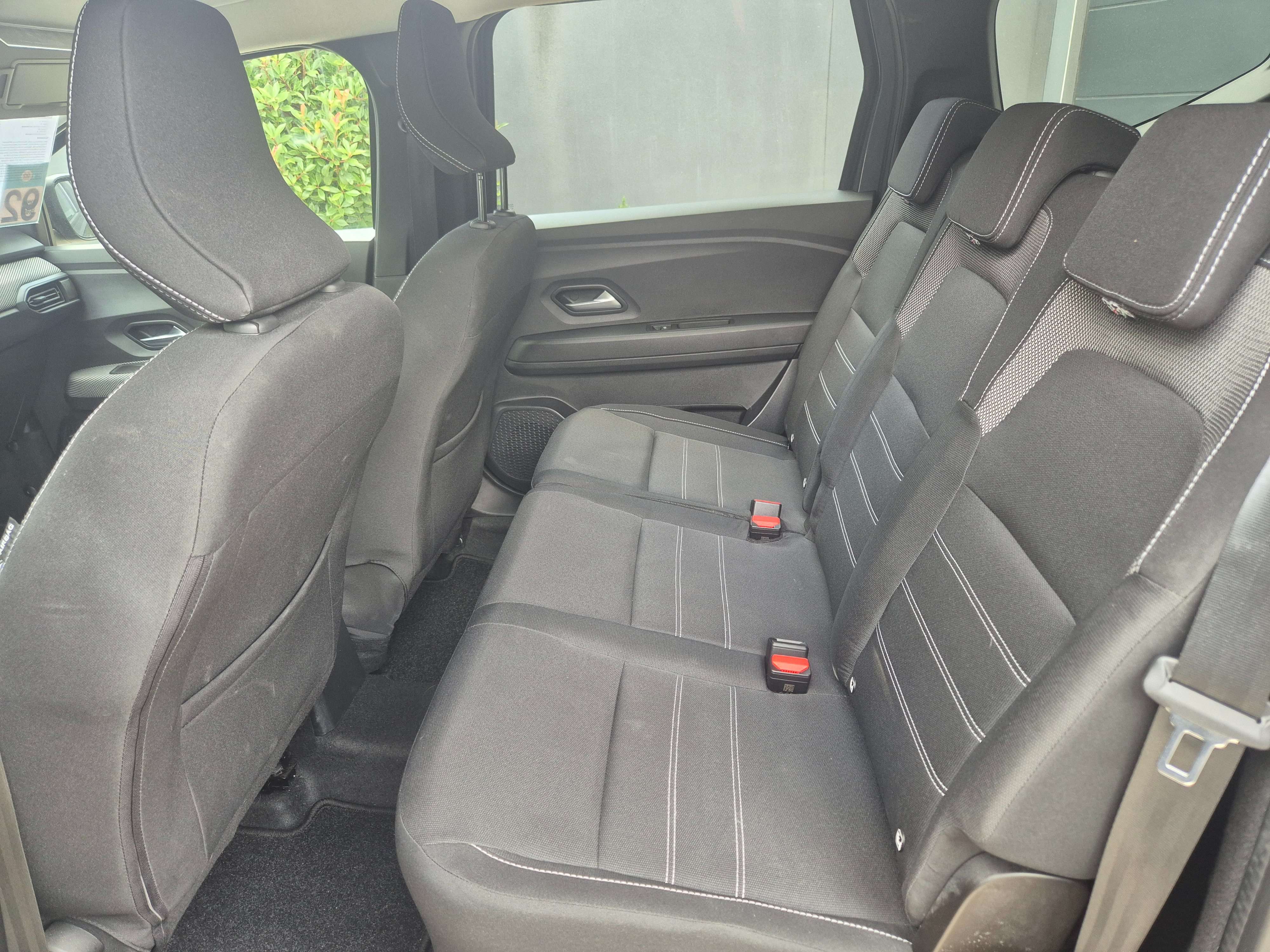 Dacia Jogger TCe 100 Comfort - LPG Economique à l'Usage et Faible KM - Garantie 12 Mois avec Entretien Effectué - Zone LEZ Ok 12/2034