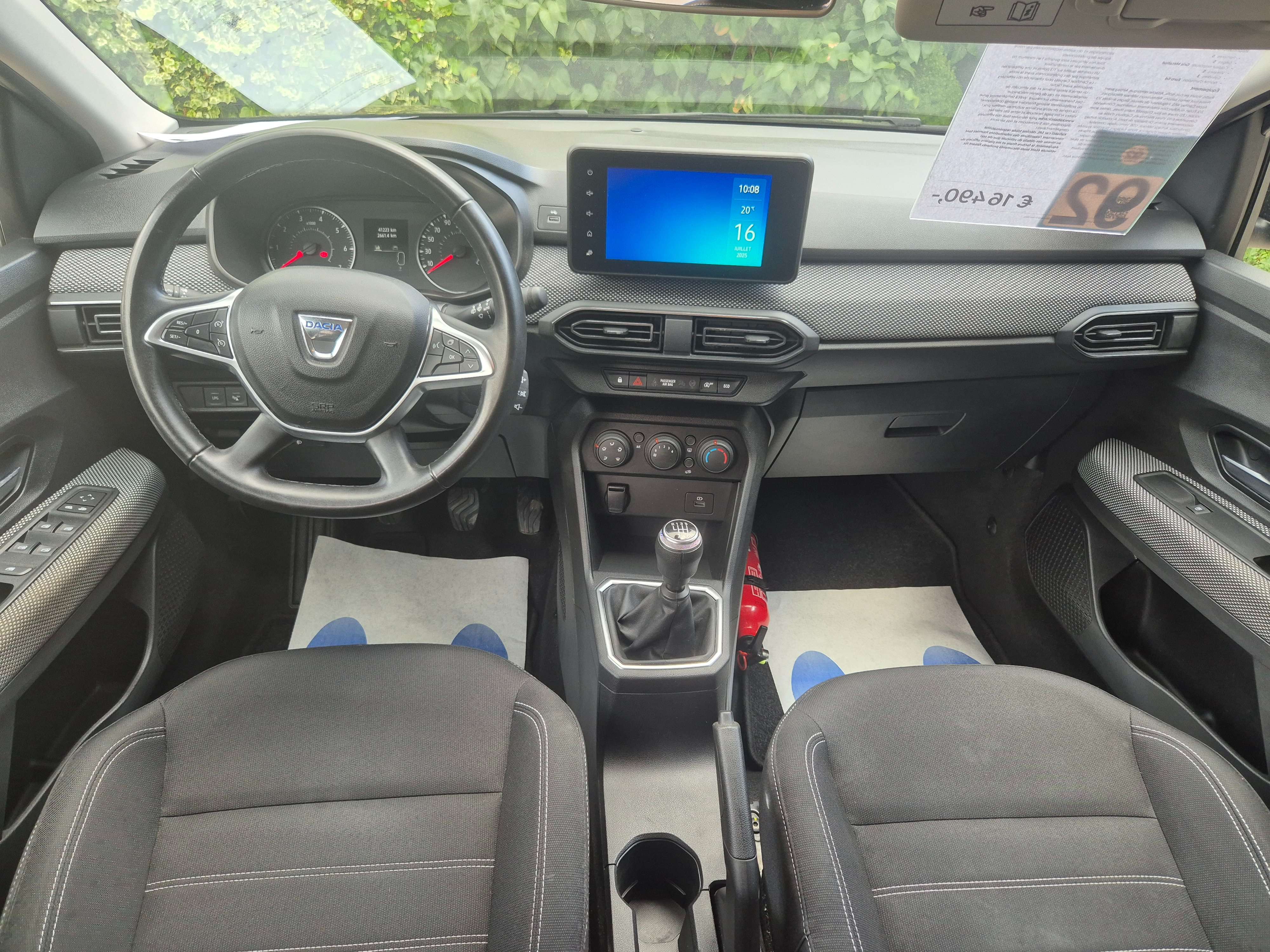 Dacia Jogger TCe 100 Comfort - LPG Economique à l'Usage et Faible KM - Garantie 12 Mois avec Entretien Effectué - Zone LEZ Ok 12/2034