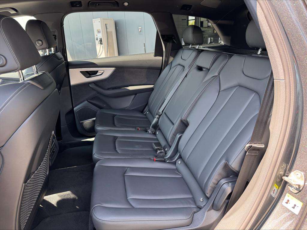 Audi Q7 Audi Q7 SUV  S line 55 TFSI e quattro 290 kW tiptronic