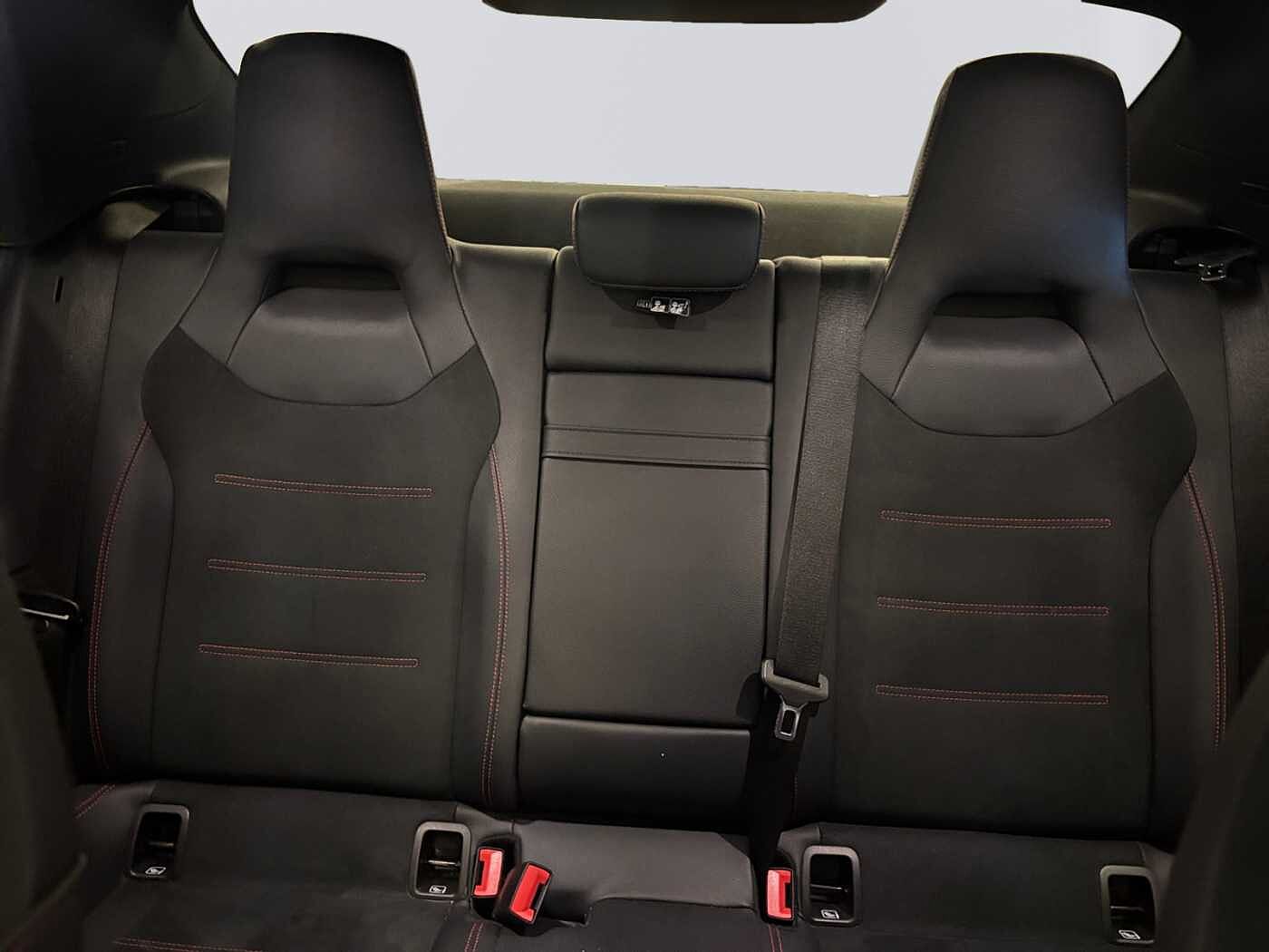 Mercedes-Benz CLA 200  d Coupé AMG Line