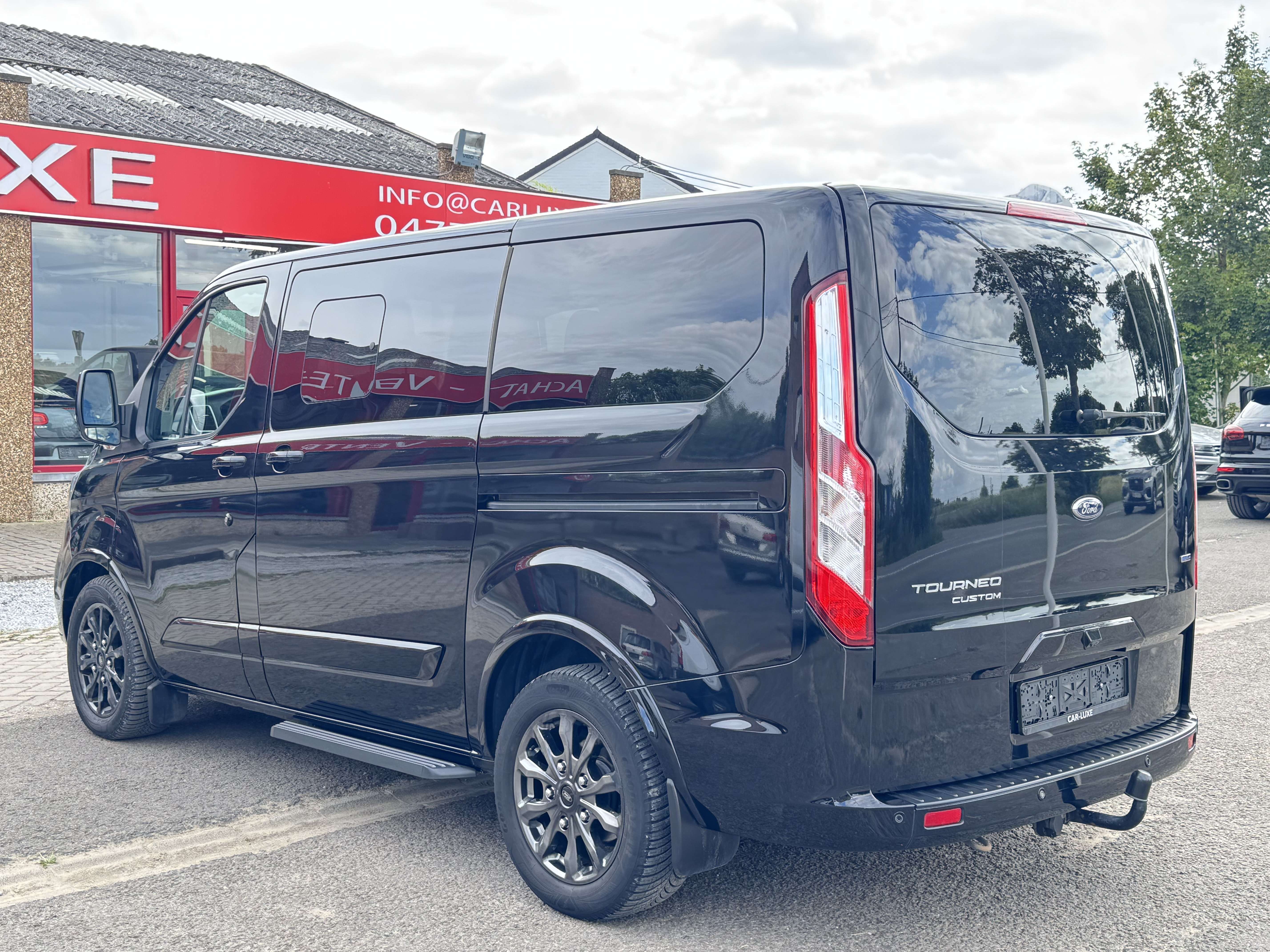 Ford Tourneo Custom 2.O  TITANIUM 9PLACES CAM LED GPS GARANTIE1AN