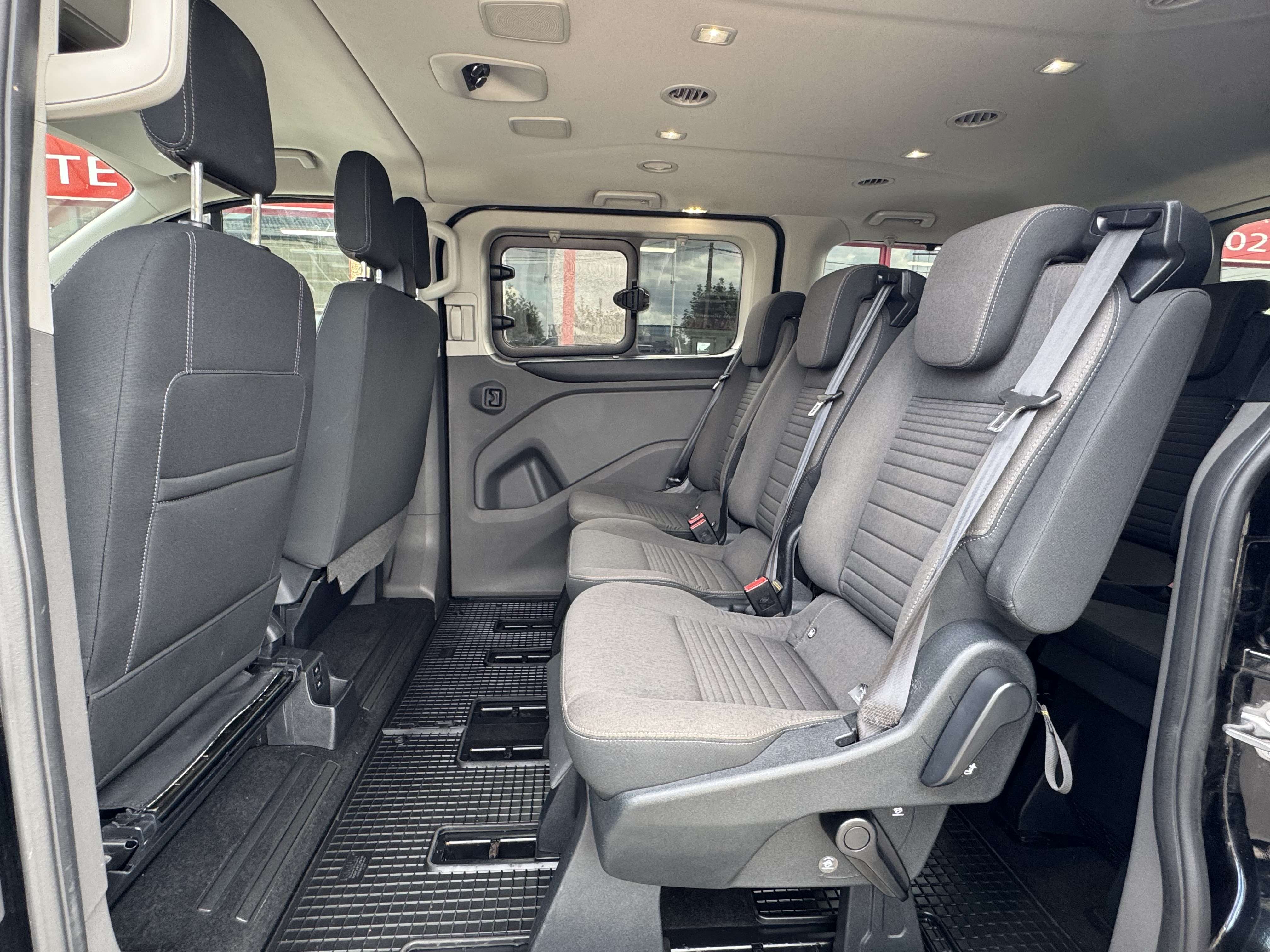 Ford Tourneo Custom 2.O  TITANIUM 9PLACES CAM LED GPS GARANTIE1AN