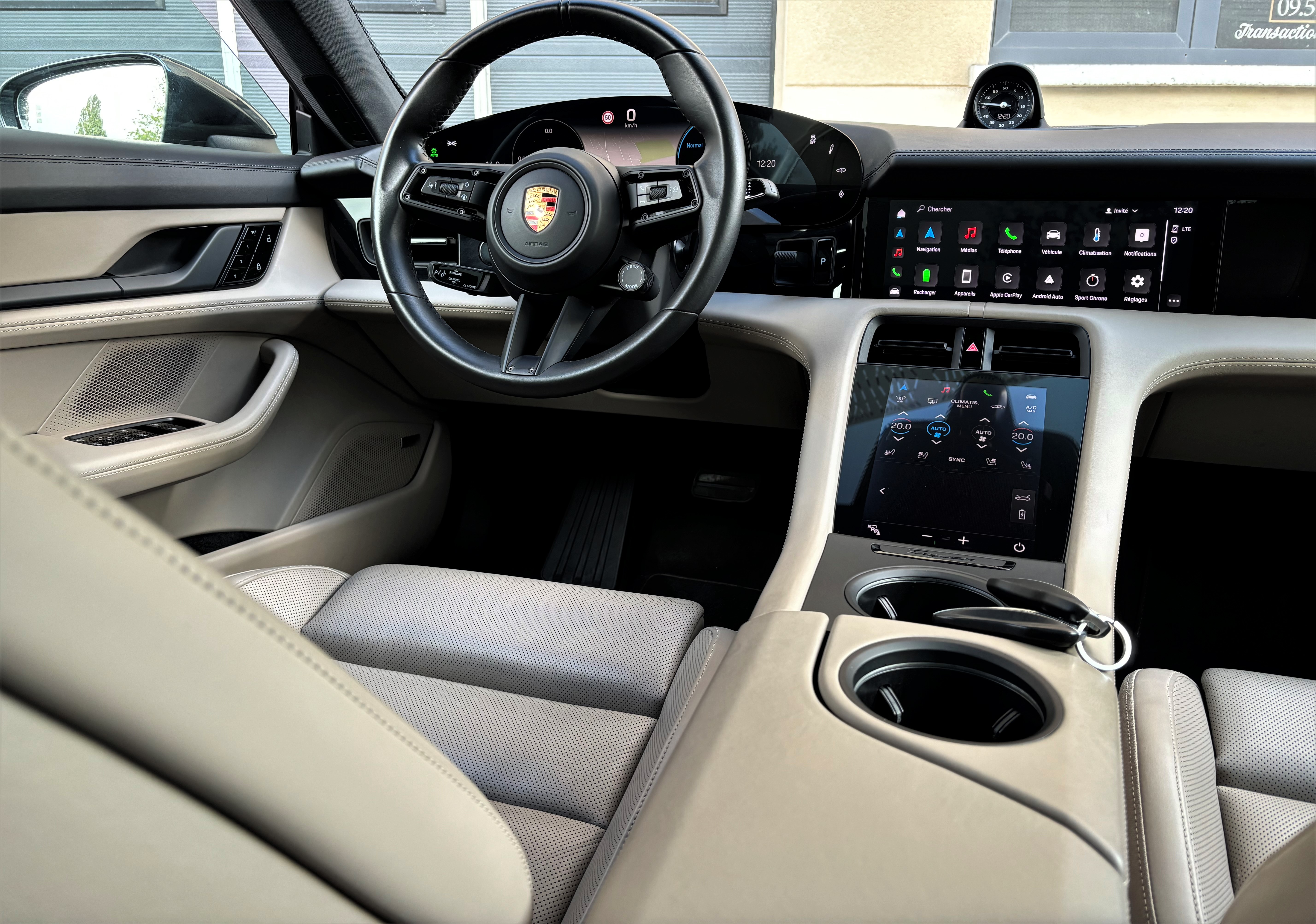 Porsche Taycan 4S Chrono 530 PERFORMANCE Plus Design' Panorama... 1er Main