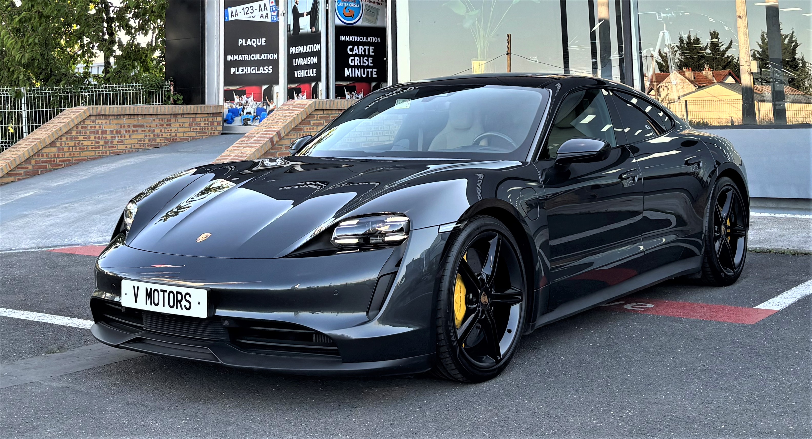 Porsche Taycan 4S Chrono 530 PERFORMANCE Plus Design' Panorama... 1er Main