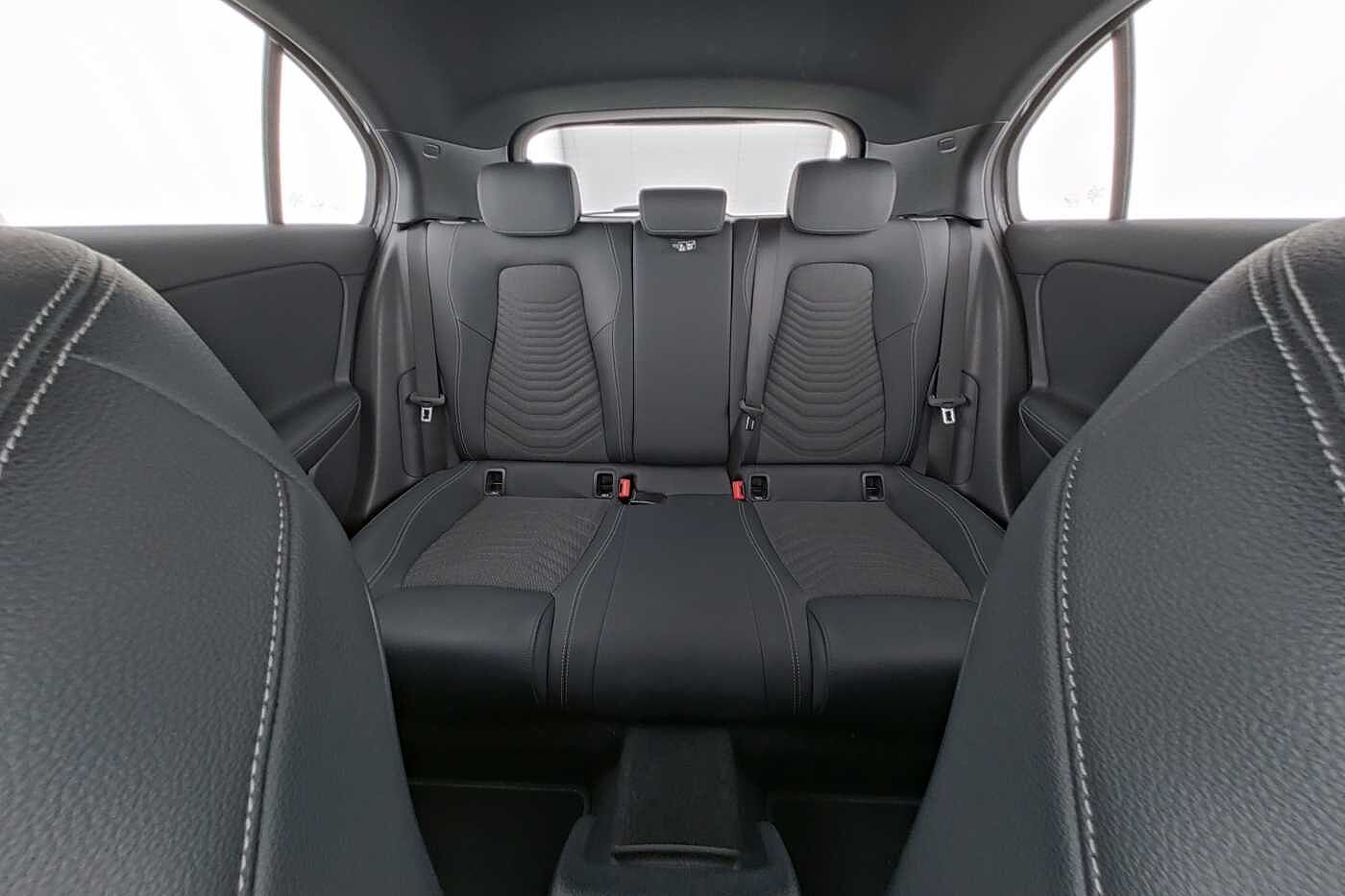 Mercedes-Benz A 180  d Progressive