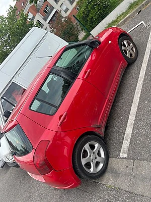 Suzuki Swift II 1.3 DDIS 70 GL 5P