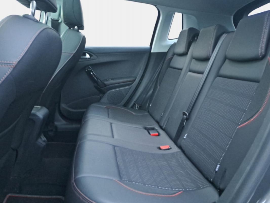 Peugeot 2008 130ch SS BVM6 GT Line