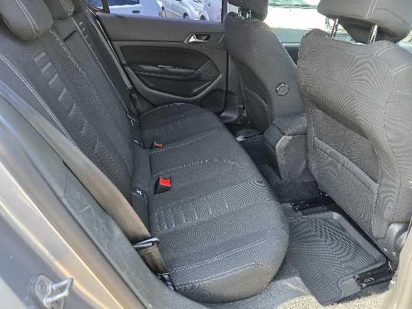 Peugeot 308 (2) 1.6 E-HDI 115 FAP FELINE