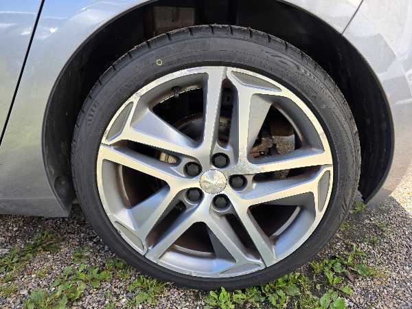 Peugeot 308 (2) 1.6 E-HDI 115 FAP FELINE